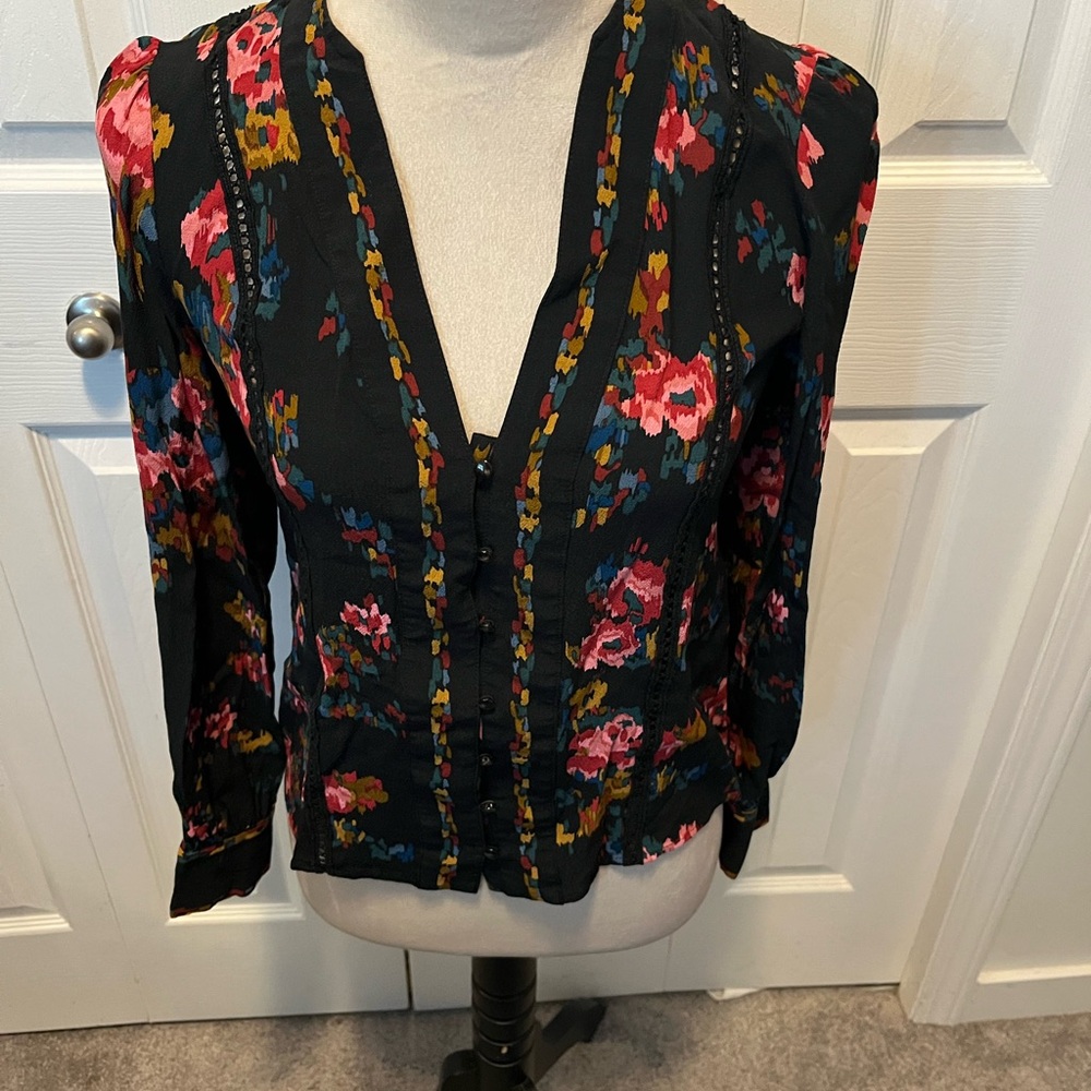 Sezane size 34Floral V-Neck Women's Top